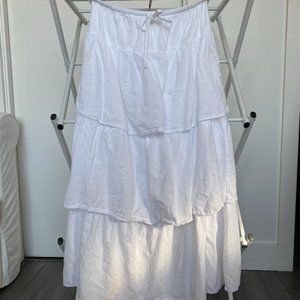 Aritzia Century Linen Skirt, Size Small, White